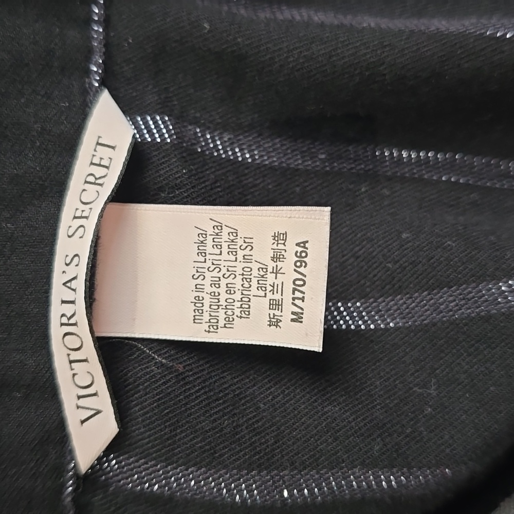 Victoria Secret Black Shimmer Striped Pajamas Medium - Picture 9 of 16